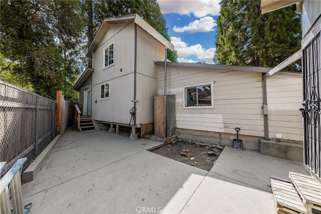 320 Sky View Lane Crestline, CA 92325 - Photo 37 of 50