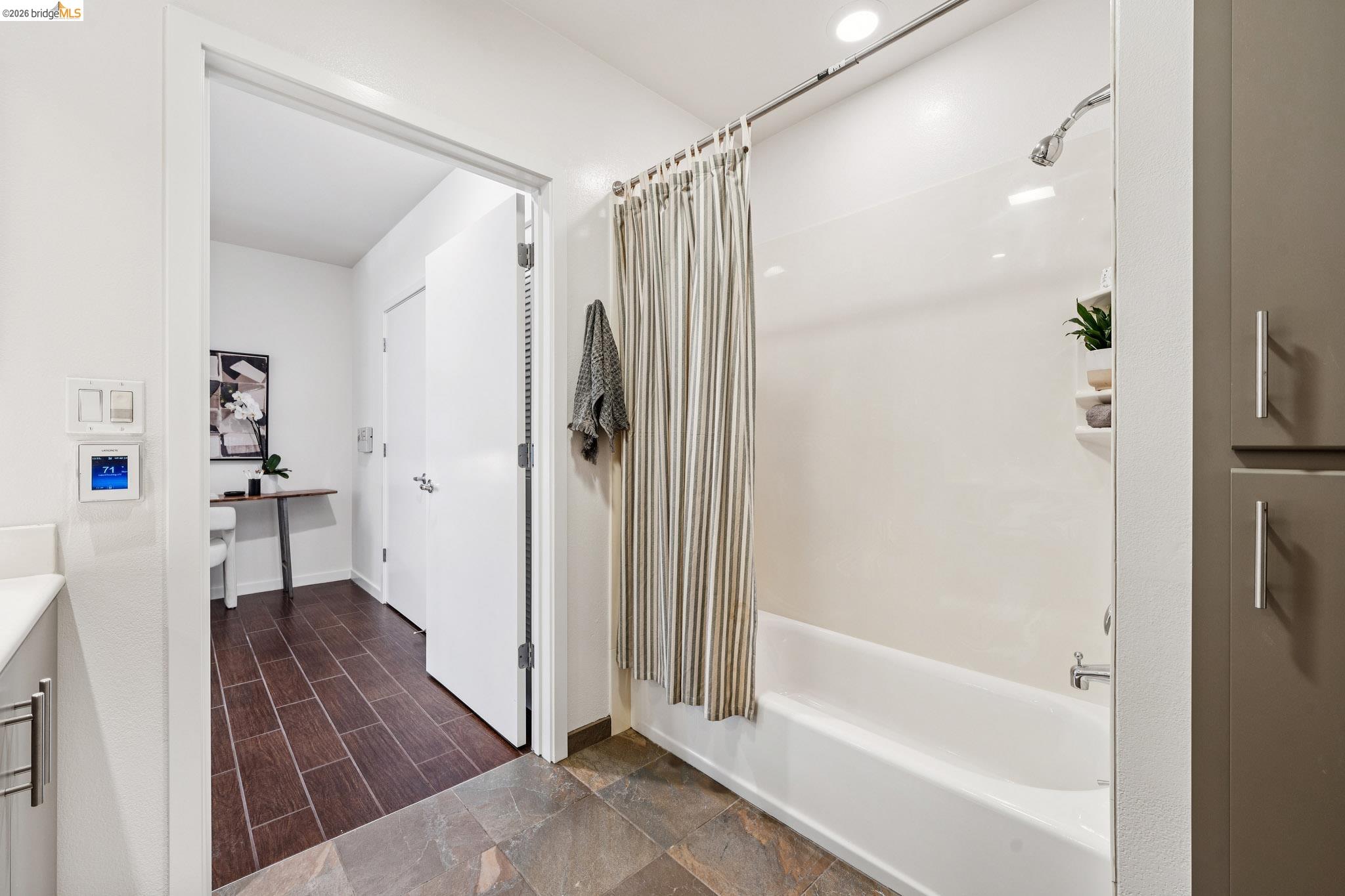288 3rd Street, Unit 104 Oakland, CA 94607 - Photo 24 of 40
