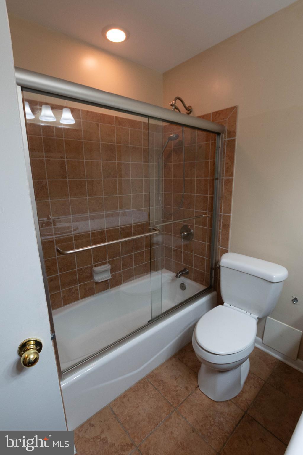 504 Haverhill Road Joppa, MD 21085 - Photo 14 of 20 Hall bath