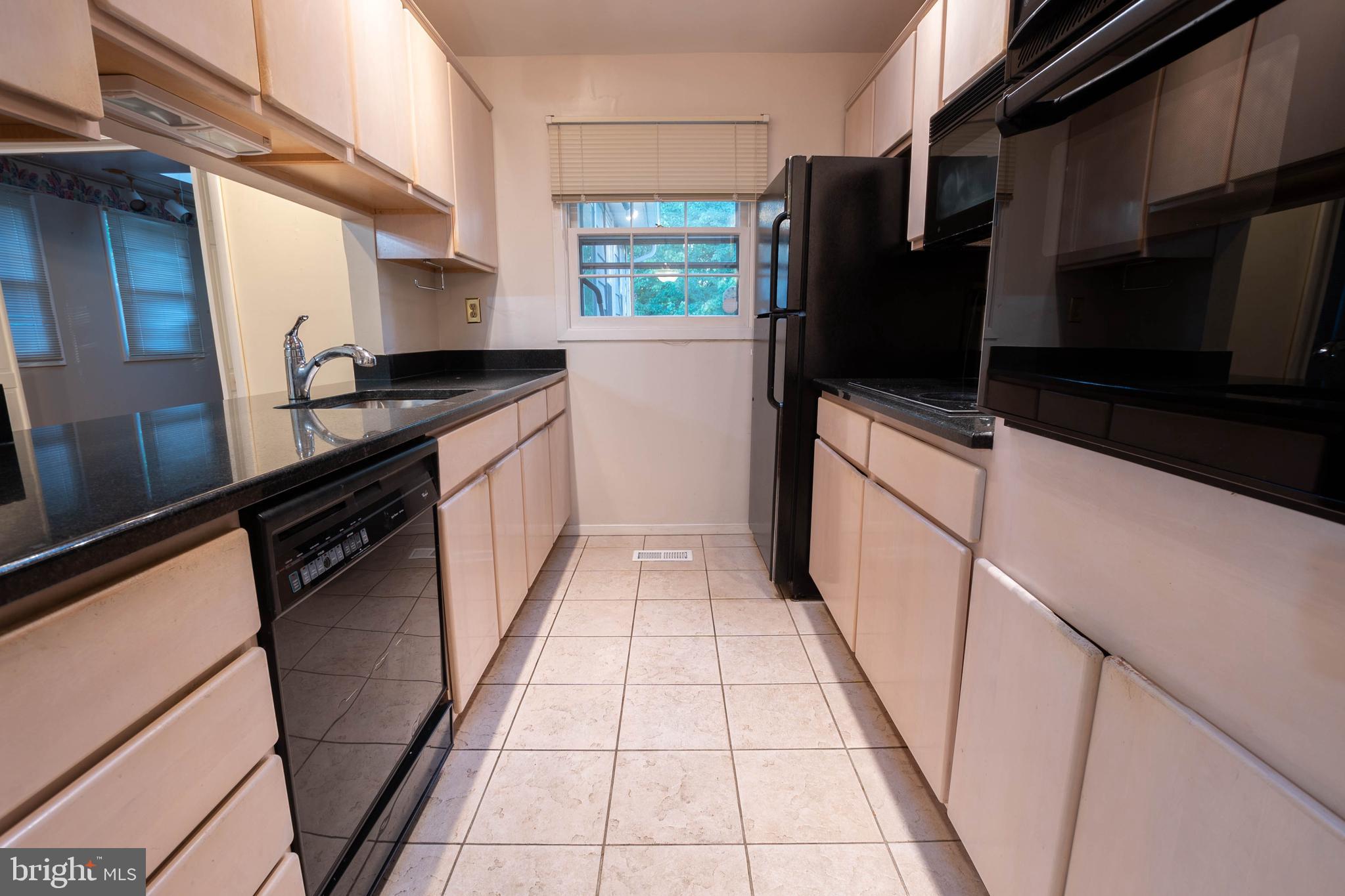 504 Haverhill Road Joppa, MD 21085 - Photo 5 of 20 Convenient galley kitchen!