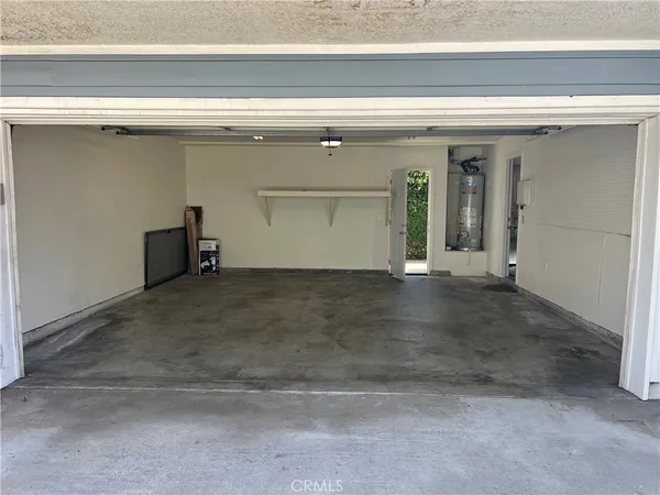 $3,350 | 205 Violet Avenue, Unit D, Monrovia, CA 91016