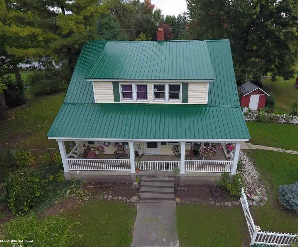 12746 Bryce Road Emmett, MI 48022 - Photo 2 of 18 31346843-1.JPG