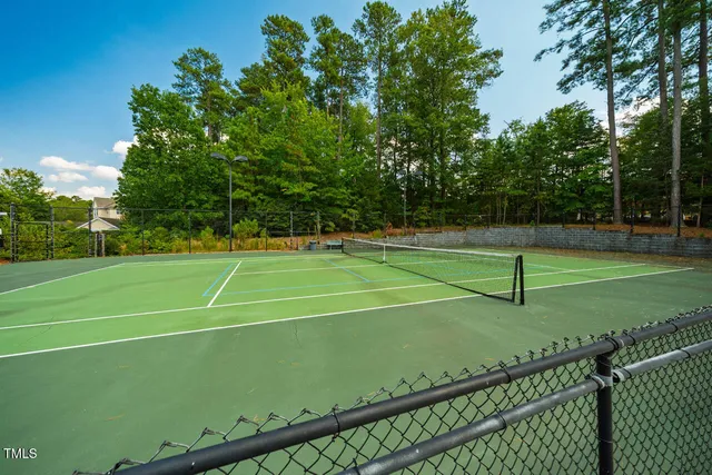 a view of a tennis court