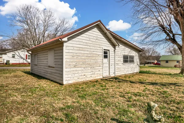 $200,000 | 116 North Saltsman Drive, Hopkinsville, KY 42240