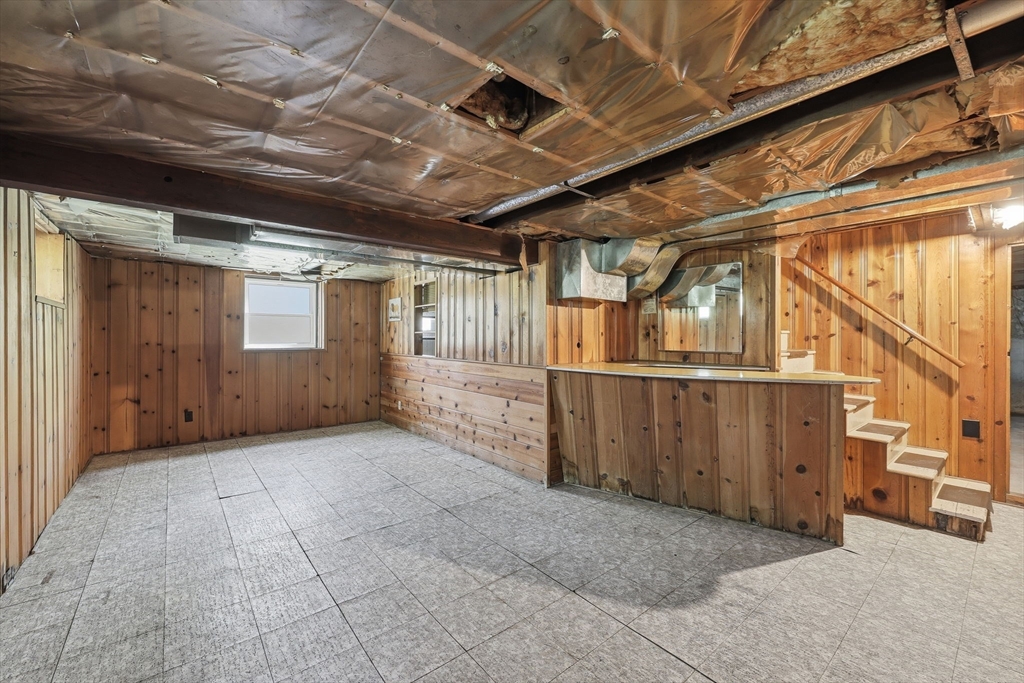 98 Clarence Street West Springfield, MA 01089 - Photo 33 of 40 Gallery Image 33