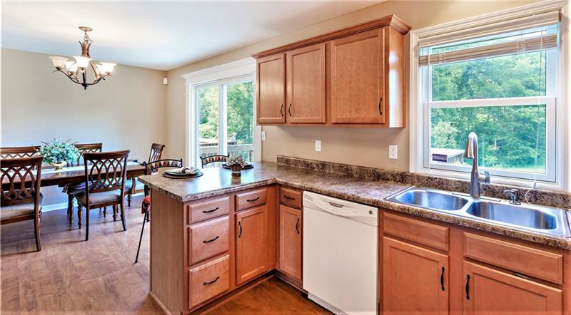 6923 Spring Valley Lane Export, PA 15632 - Photo 9 of 25