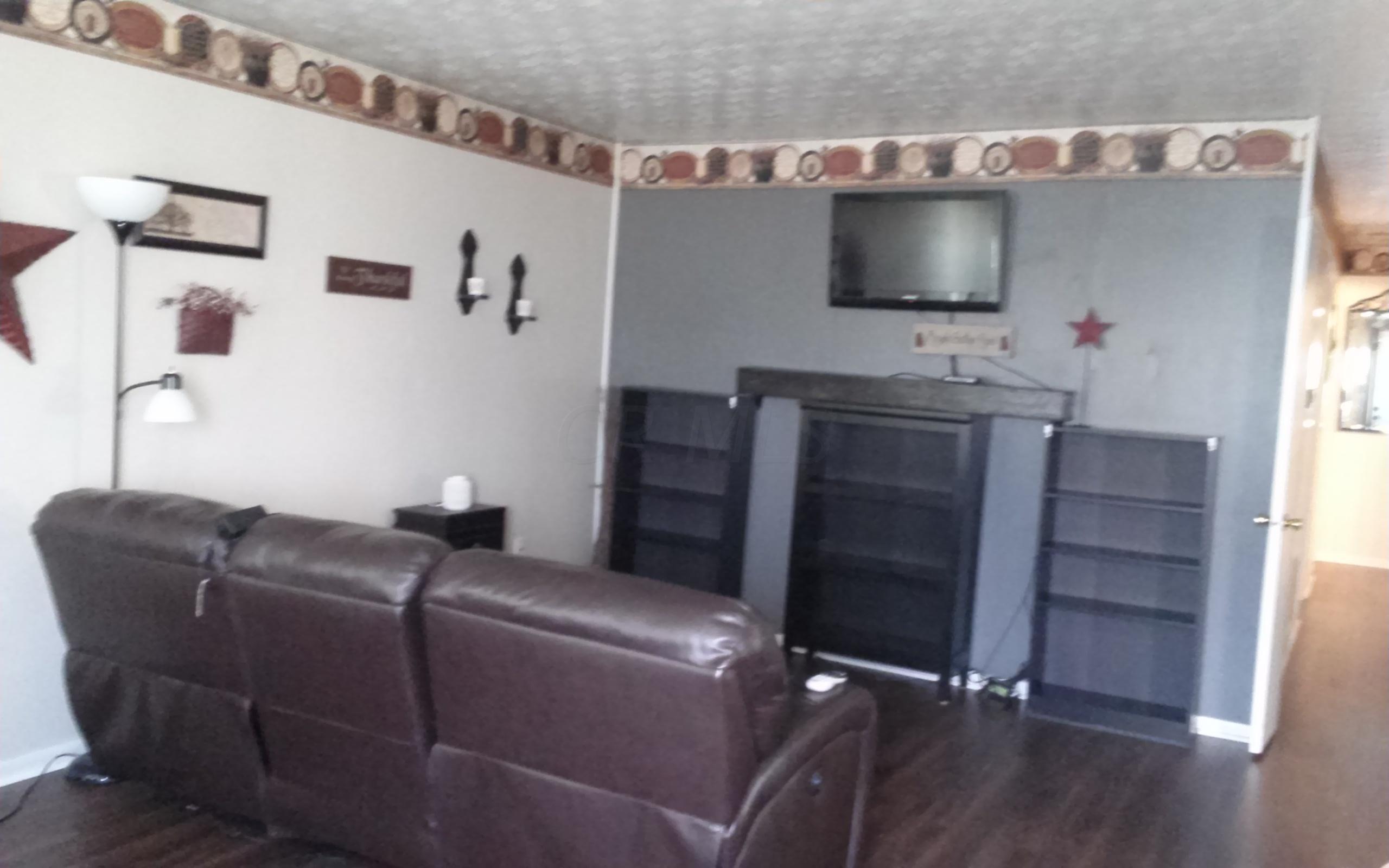 4596 Etna Road Columbus, OH 43213 - Photo 14 of 18