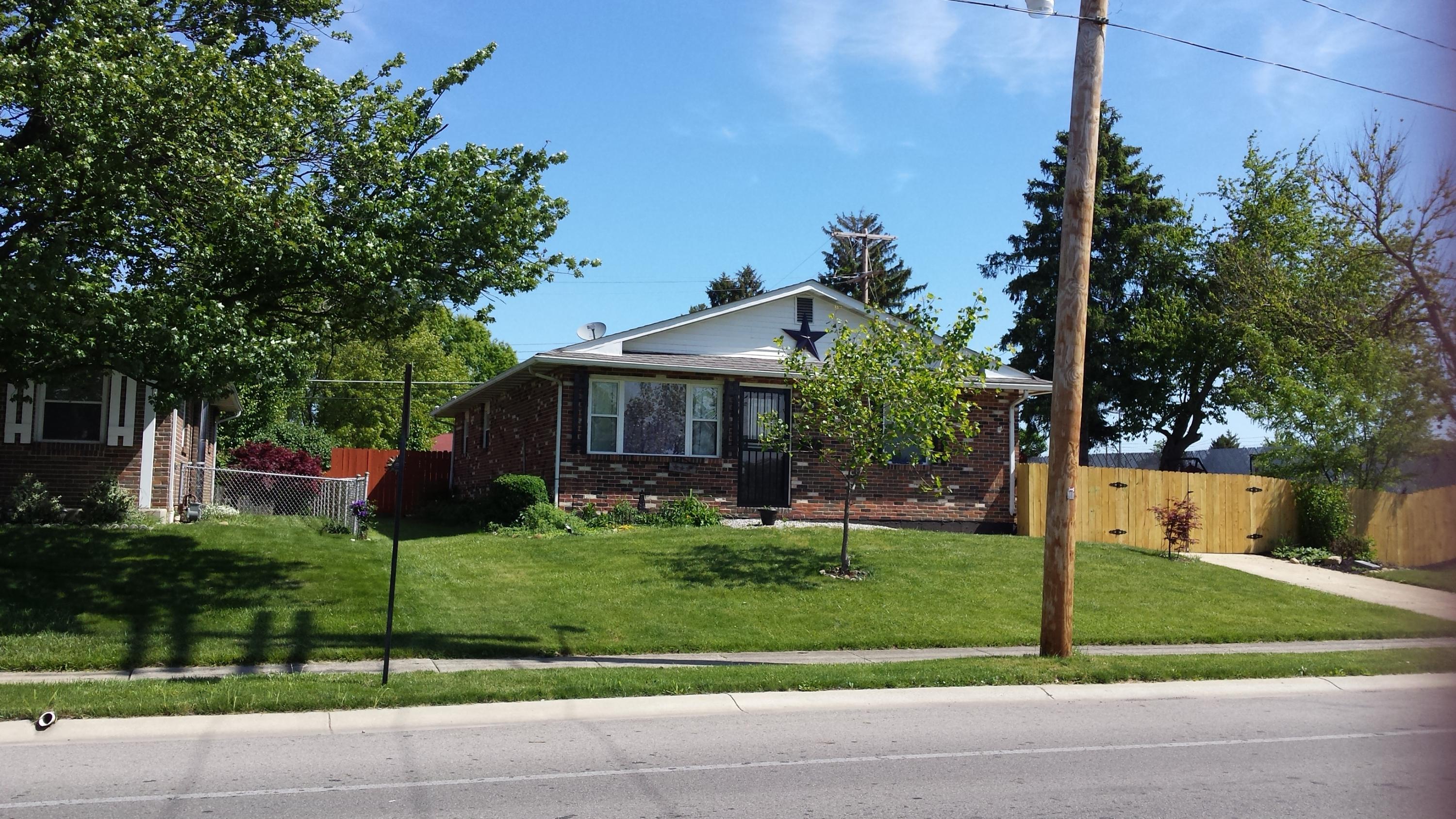 4596 Etna Road Columbus, OH 43213 - Photo 2 of 18