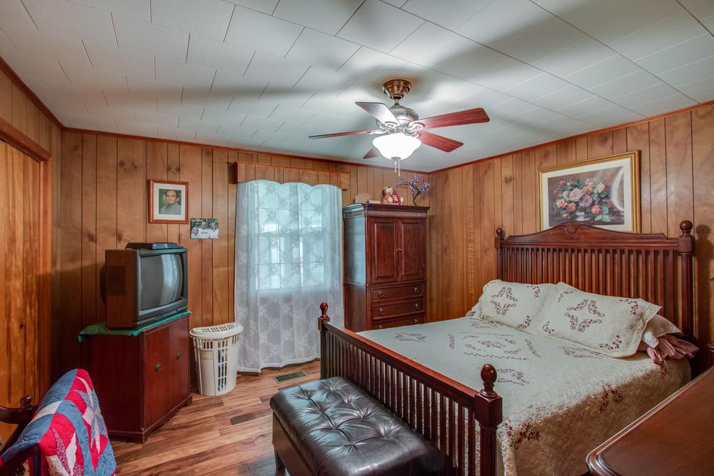 1585 Taylorsville Road Lebanon, TN 37087 - Photo 15 of 28 15X13 Bedroom with new hardwood floors