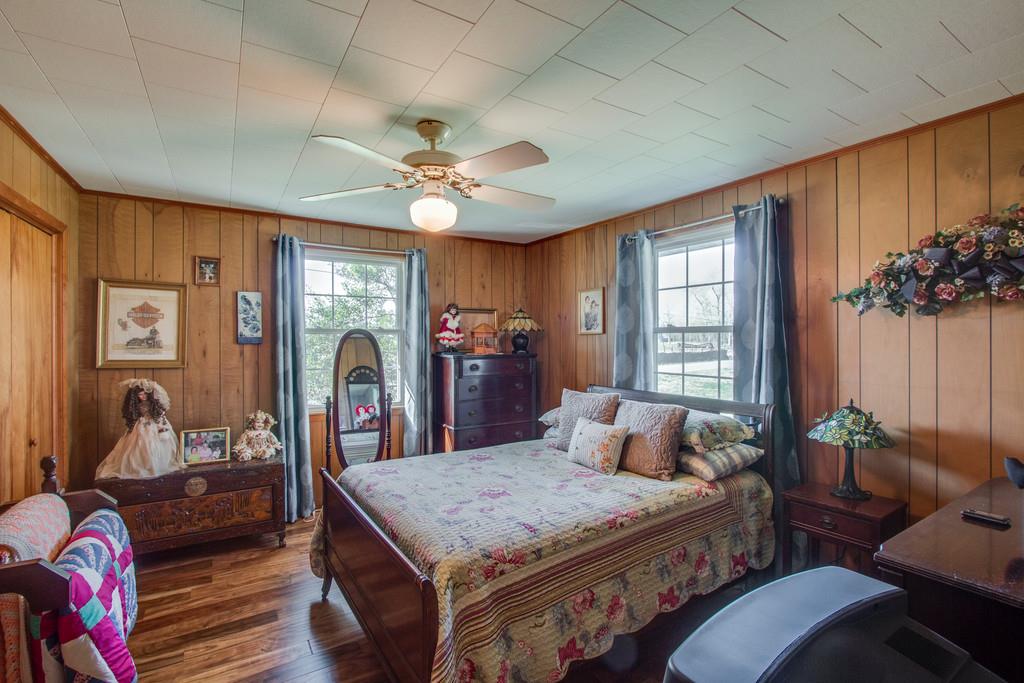 1585 Taylorsville Road Lebanon, TN 37087 - Photo 18 of 28 14x12 bedroom also has new hardwood floors