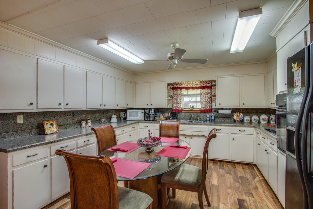 1585 Taylorsville Road Lebanon, TN 37087 - Photo 8 of 28 Kitchen has multi white cabinets as well as counter space