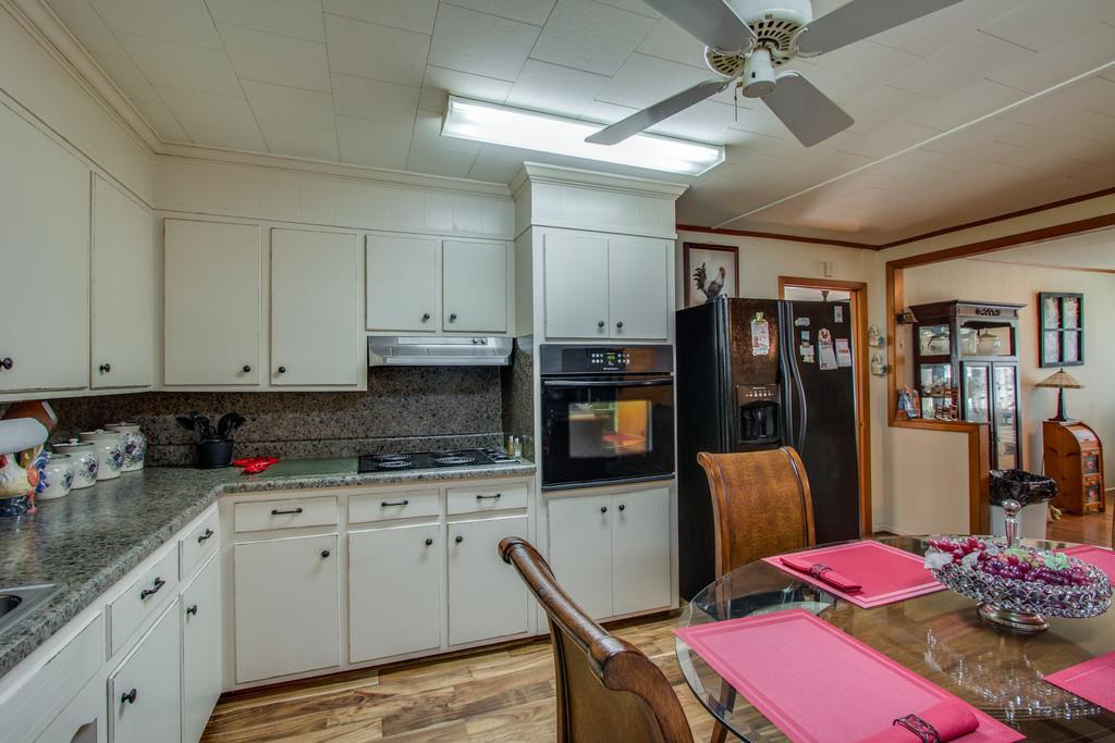 1585 Taylorsville Road Lebanon, TN 37087 - Photo 10 of 28 Opening on left leads to formal dining space/office or many other uses