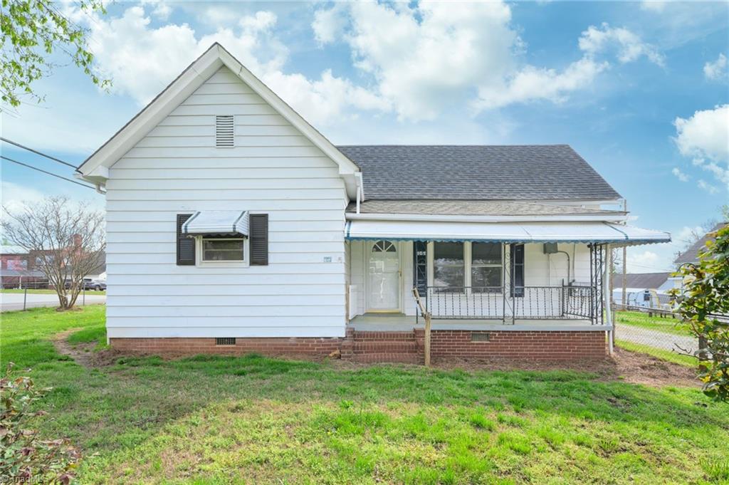 105 Watt Street Cooleemee, NC 27014 - Photo 4 of 38