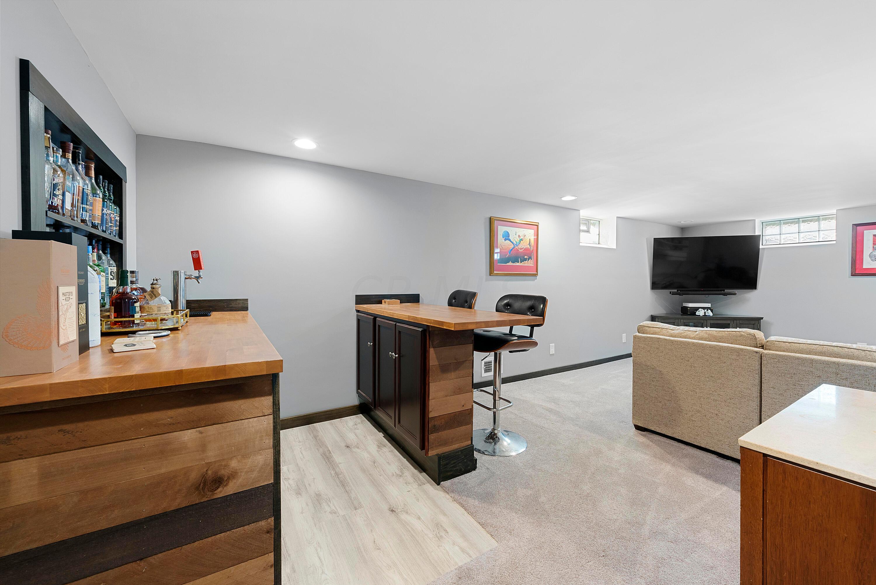 2673 Woodstock Road Columbus, OH 43221 - Photo 20 of 37 DSC08699