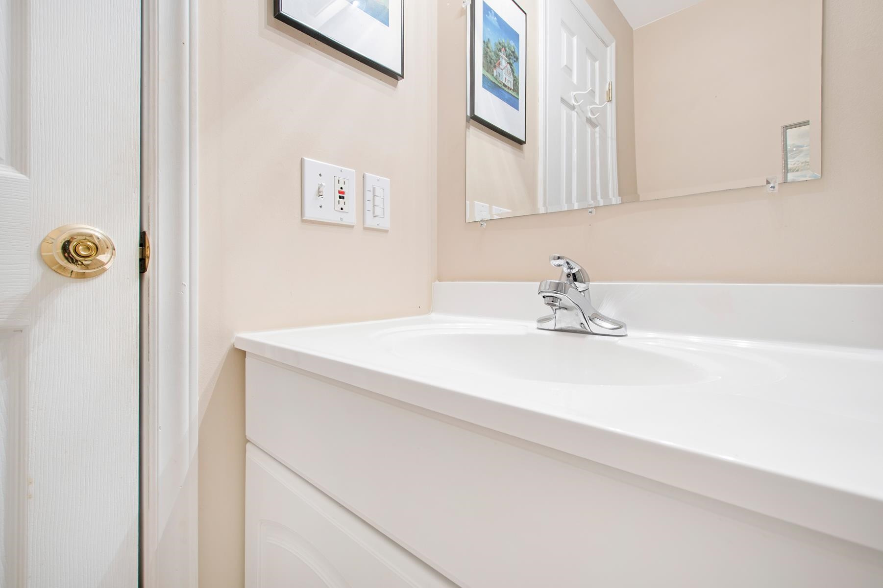4604 Gramercy Court Raleigh, NC 27609 - Photo 36 of 36 1/2 bath in basement