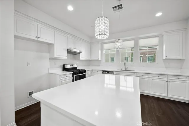 $875,000 | 8887 Orangethorpe Avenue, Buena Park, CA 90621