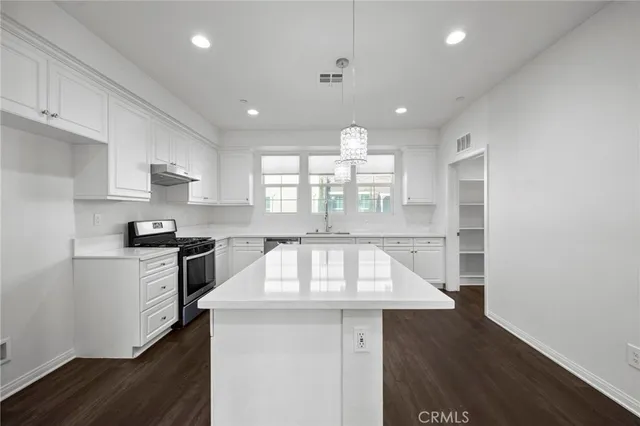 $875,000 | 8887 Orangethorpe Avenue, Buena Park, CA 90621