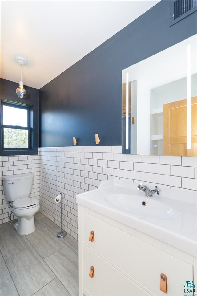 1227 West Knife River Road Two Harbors, MN 55616 - Photo 18 of 38 Gallery Image 18