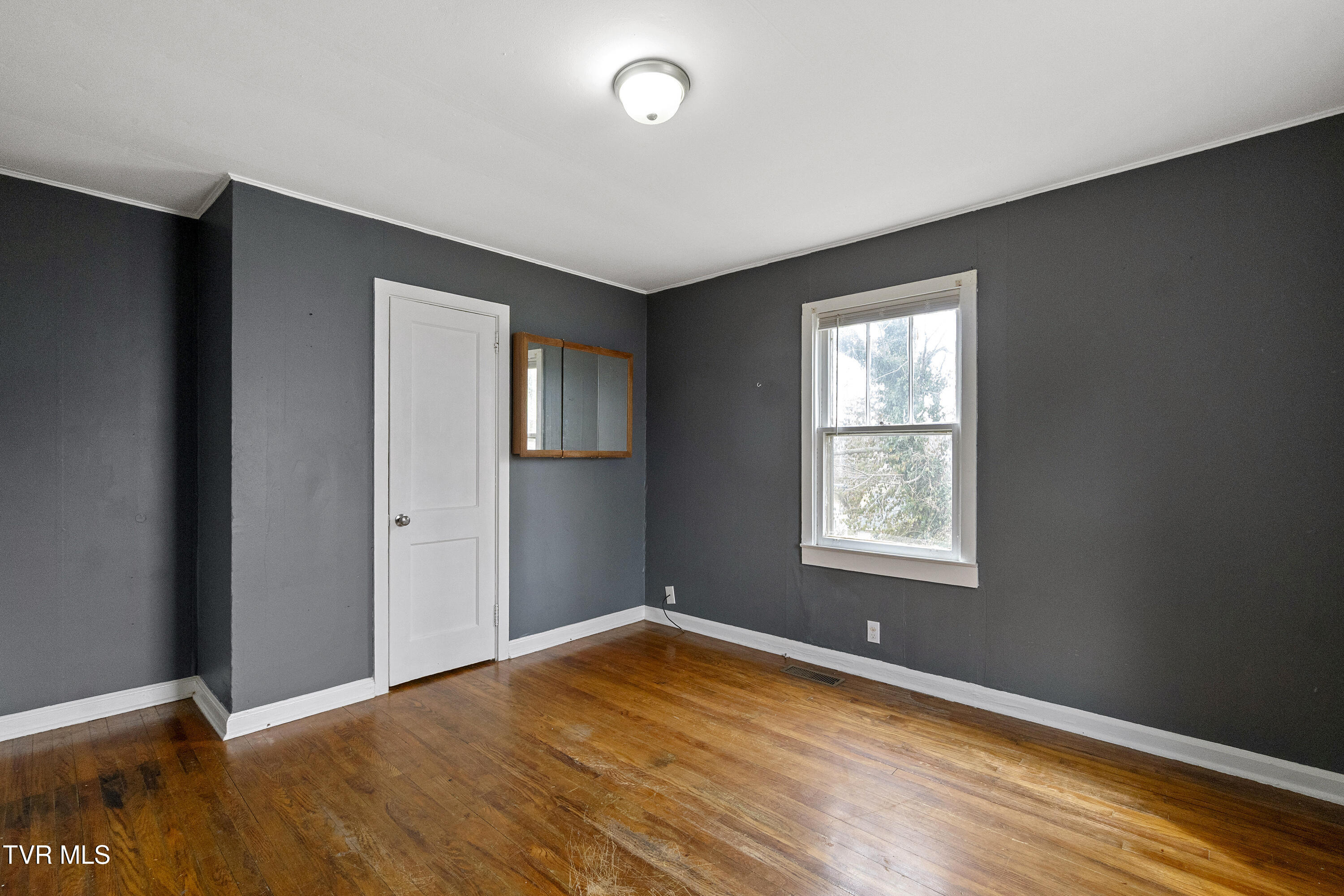 1230 Indian Ridge Road Johnson City, TN 37604 - Photo 17 of 29 DSC01199