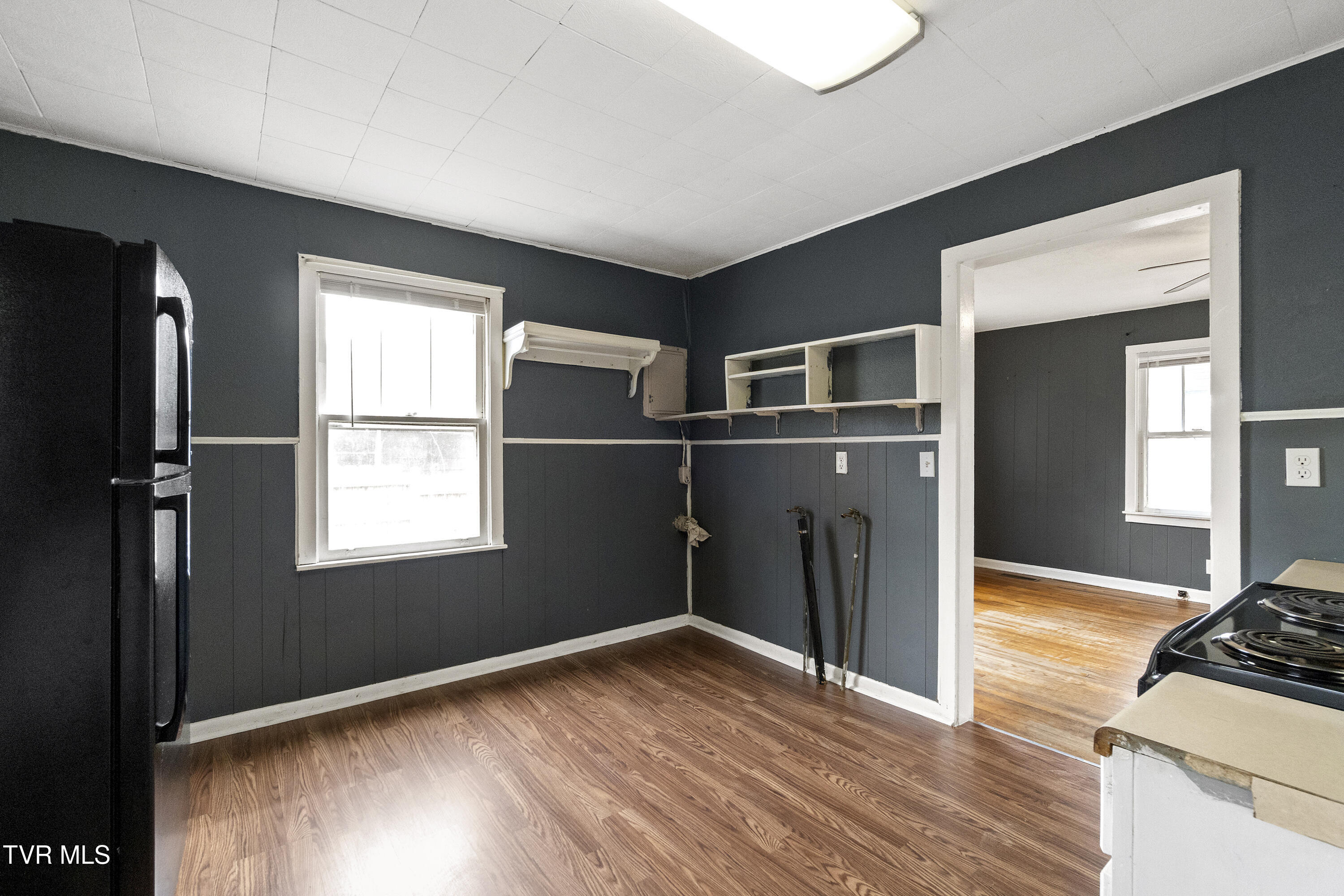 1230 Indian Ridge Road Johnson City, TN 37604 - Photo 10 of 29 DSC01151