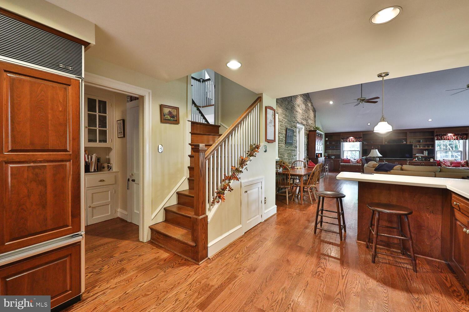 1426 Jericho Road Abington, PA 19001 - Photo 13 of 51 Kitchen & Breakfast Bar