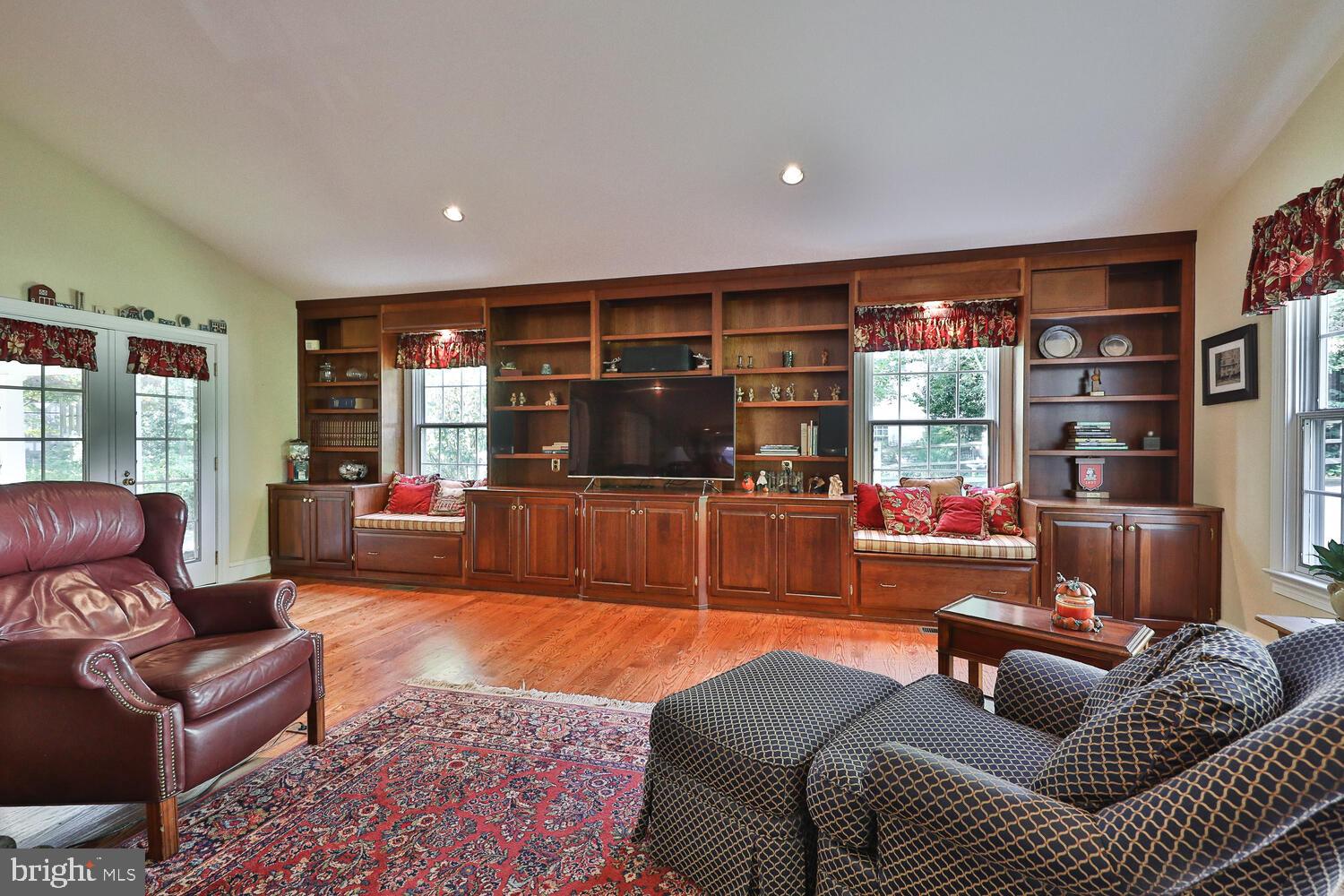 1426 Jericho Road Abington, PA 19001 - Photo 22 of 51 Family Room