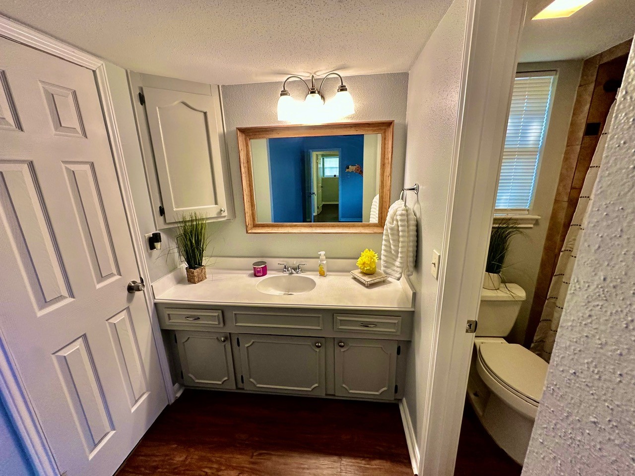 5503 Goldspier Street Houston, TX 77091 - Photo 18 of 34 MASTER FULL BATH.