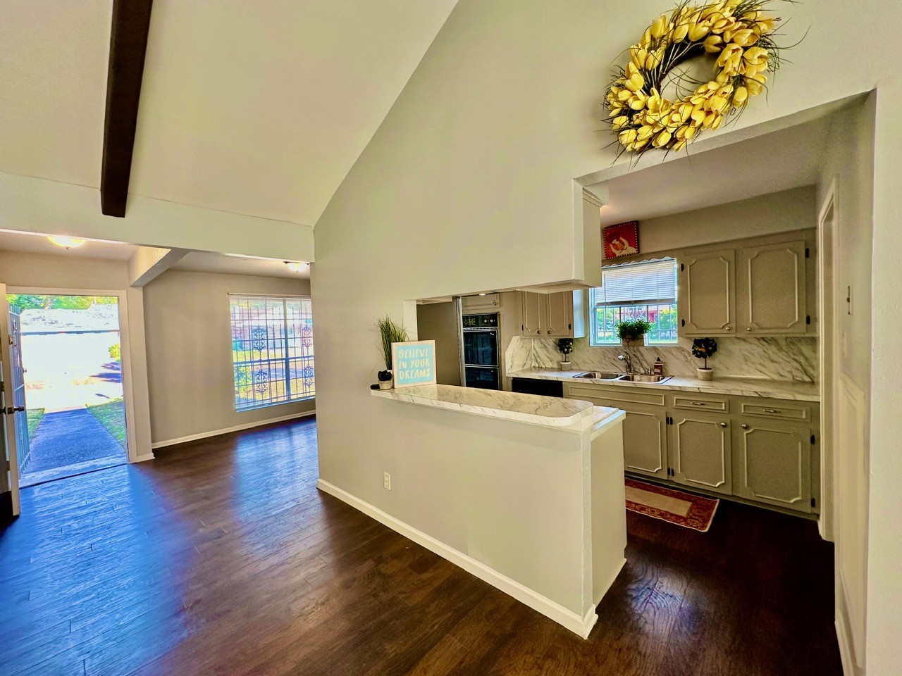 5503 Goldspier Street Houston, TX 77091 - Photo 23 of 34 THIS HOUSE HAS LOTS OF DAYLIGHT.