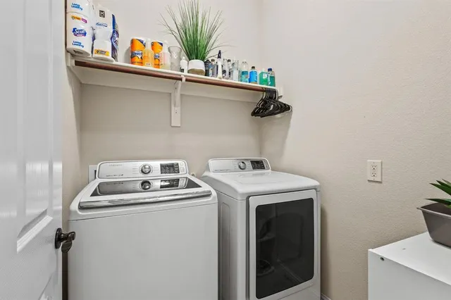 $349,900 | 412 Acklington Drive, Anna, TX 75409