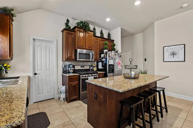 $349,900 | 412 Acklington Drive, Anna, TX 75409