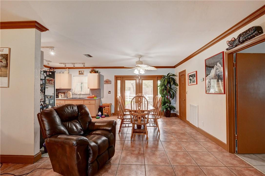4830 Southwest 196th Lane Southwest Ranches, FL 33332 - Photo 14 of 45 Photo 14