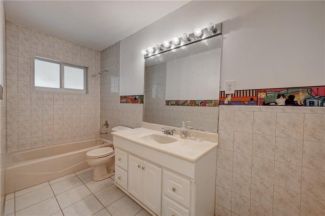 4830 Southwest 196th Lane Southwest Ranches, FL 33332 - Photo 17 of 45 Photo 17