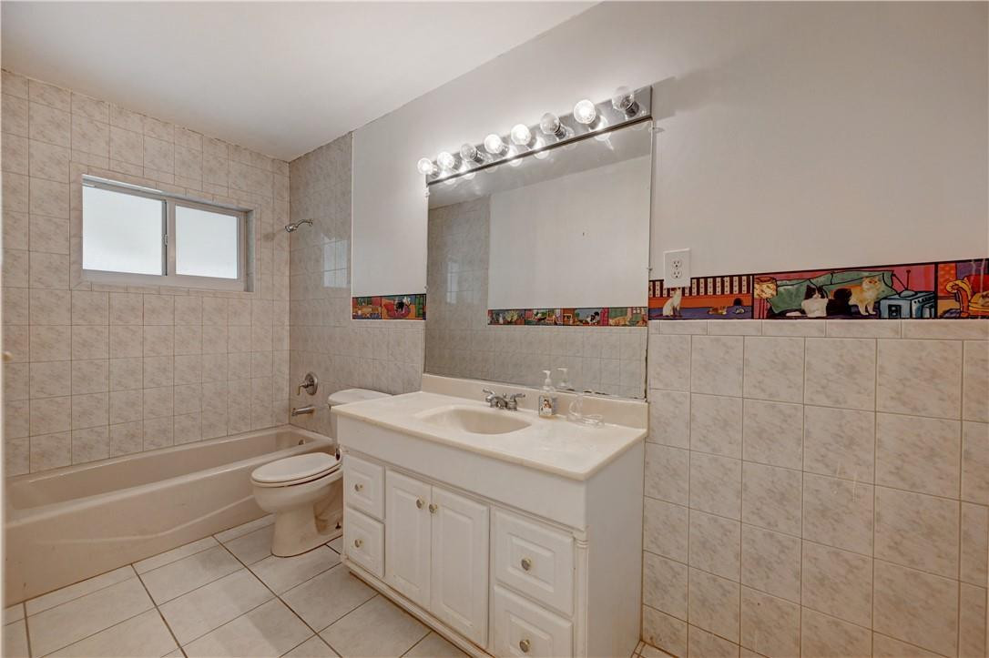 4830 Southwest 196th Lane Southwest Ranches, FL 33332 - Photo 23 of 45 Photo 23