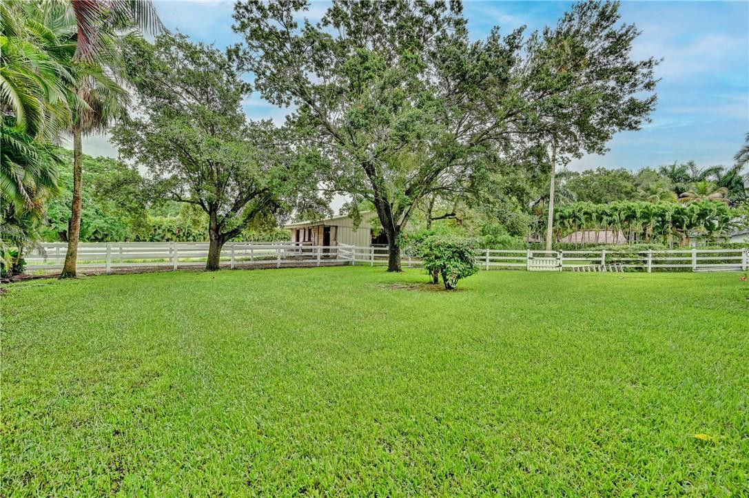 4830 Southwest 196th Lane Southwest Ranches, FL 33332 - Photo 27 of 45 Photo 27