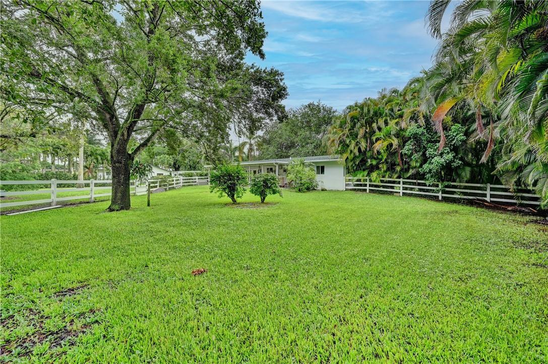 4830 Southwest 196th Lane Southwest Ranches, FL 33332 - Photo 28 of 45 Photo 28