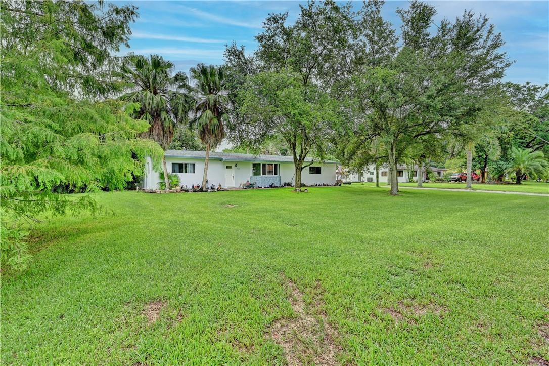 4830 Southwest 196th Lane Southwest Ranches, FL 33332 - Photo 3 of 45 Photo 3