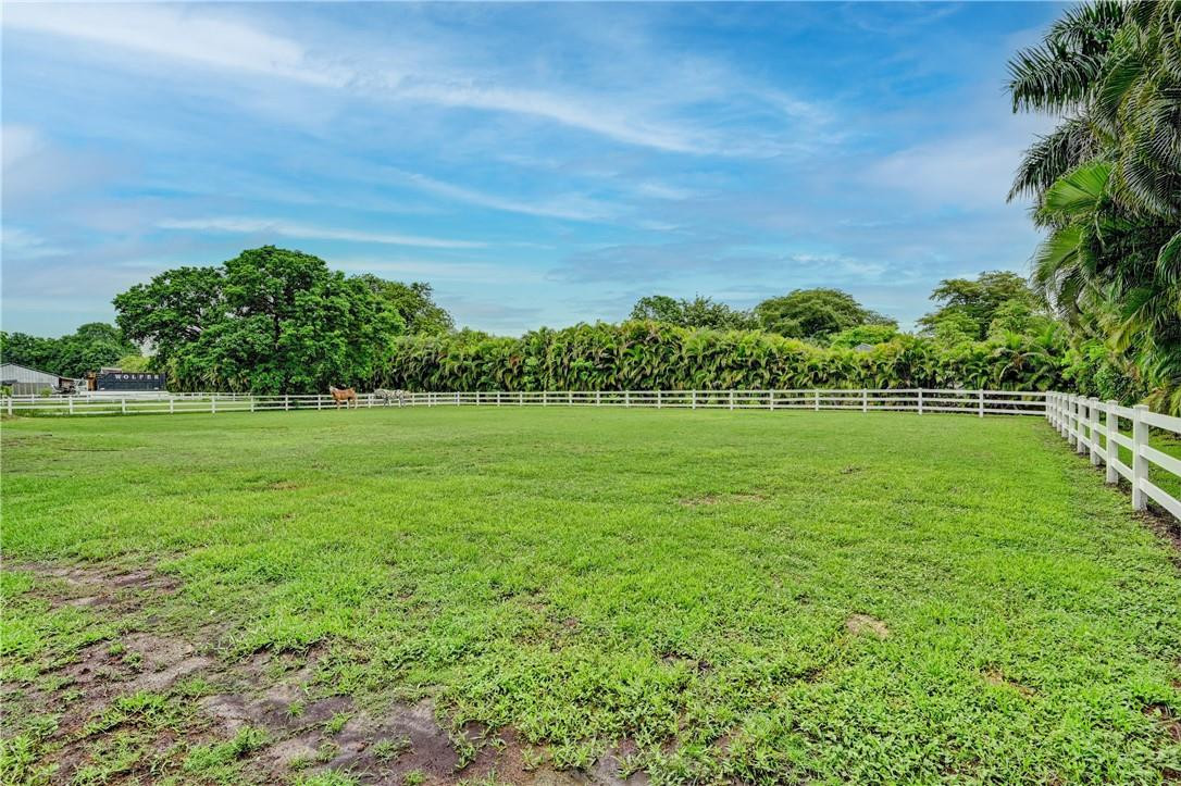 4830 Southwest 196th Lane Southwest Ranches, FL 33332 - Photo 31 of 45 Photo 31