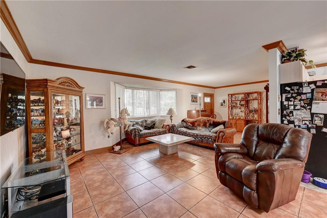 4830 Southwest 196th Lane Southwest Ranches, FL 33332 - Photo 8 of 45 Photo 8