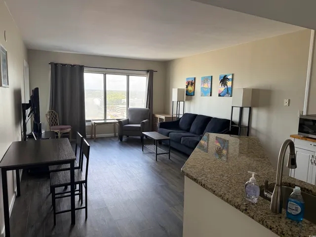 $1,250 | 1605 South Ocean Boulevard, Unit 1211, Myrtle Beach, SC 29577