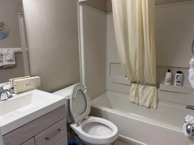 $1,250 | 1605 South Ocean Boulevard, Unit 1211, Myrtle Beach, SC 29577