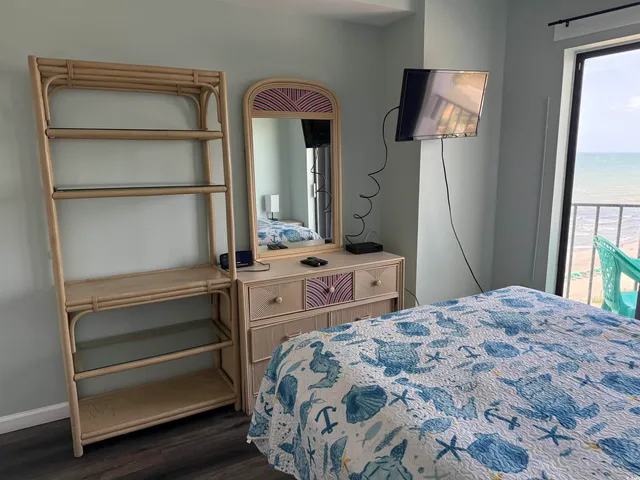 $1,250 | 1605 South Ocean Boulevard, Unit 1211, Myrtle Beach, SC 29577