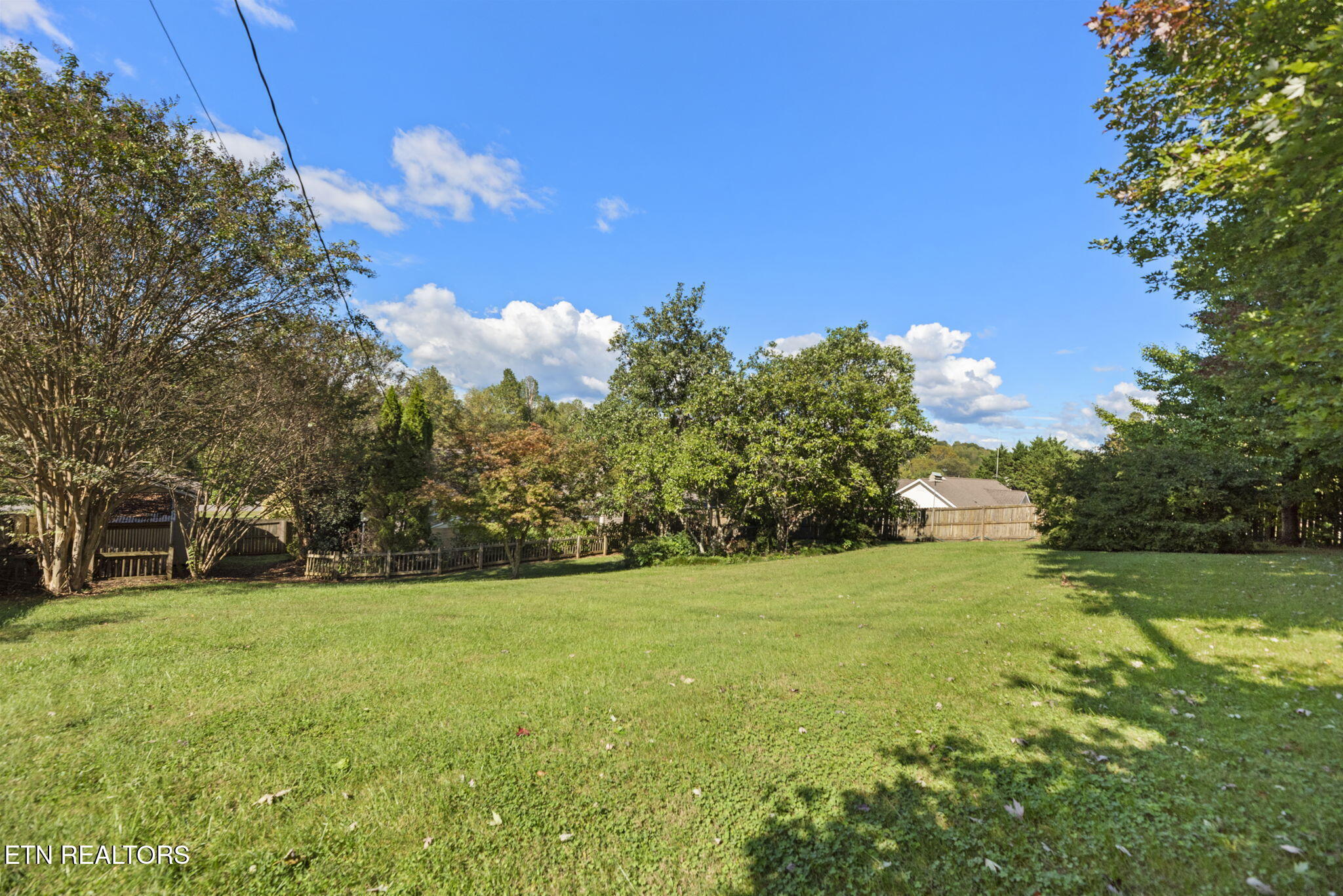 207 Laurel Road Clinton, TN 37716 - Photo 30 of 38 30-web-or-mls-Laurel207 (13)