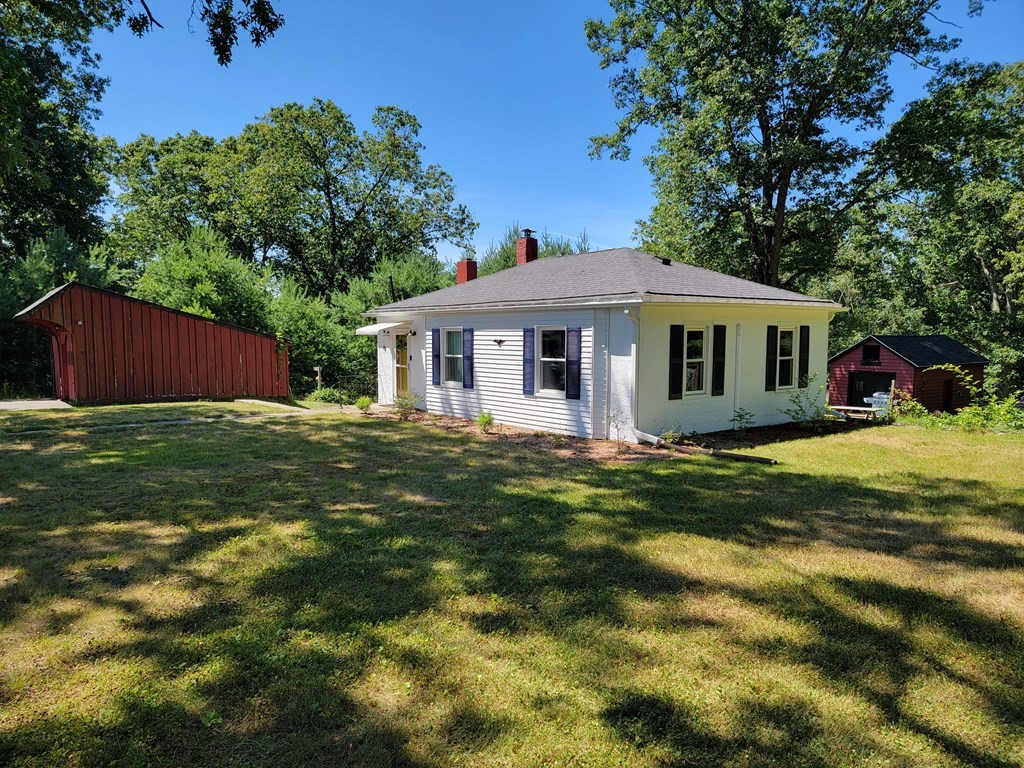 14 Gary School Road Pomfret, CT 06259 - Photo 2 of 28 Gallery Image 2