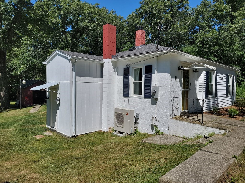 14 Gary School Road Pomfret, CT 06259 - Photo 3 of 28 Gallery Image 3