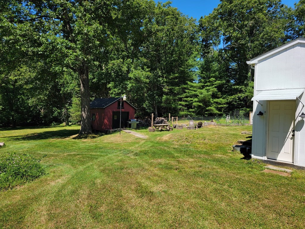 14 Gary School Road Pomfret, CT 06259 - Photo 6 of 28 Gallery Image 6