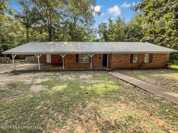 $159,500 | 500 W Avenue, McComb, MS 39648