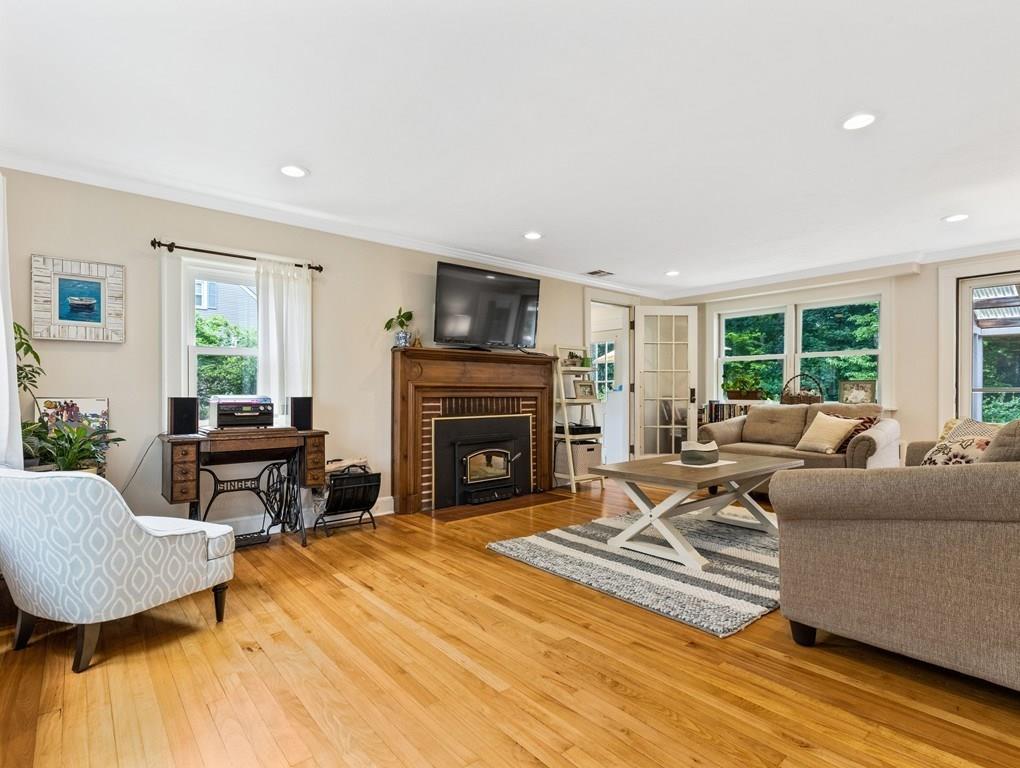 3 Oak Knoll Road Natick, MA 01760 - Photo 7 of 27 Gallery Image 7