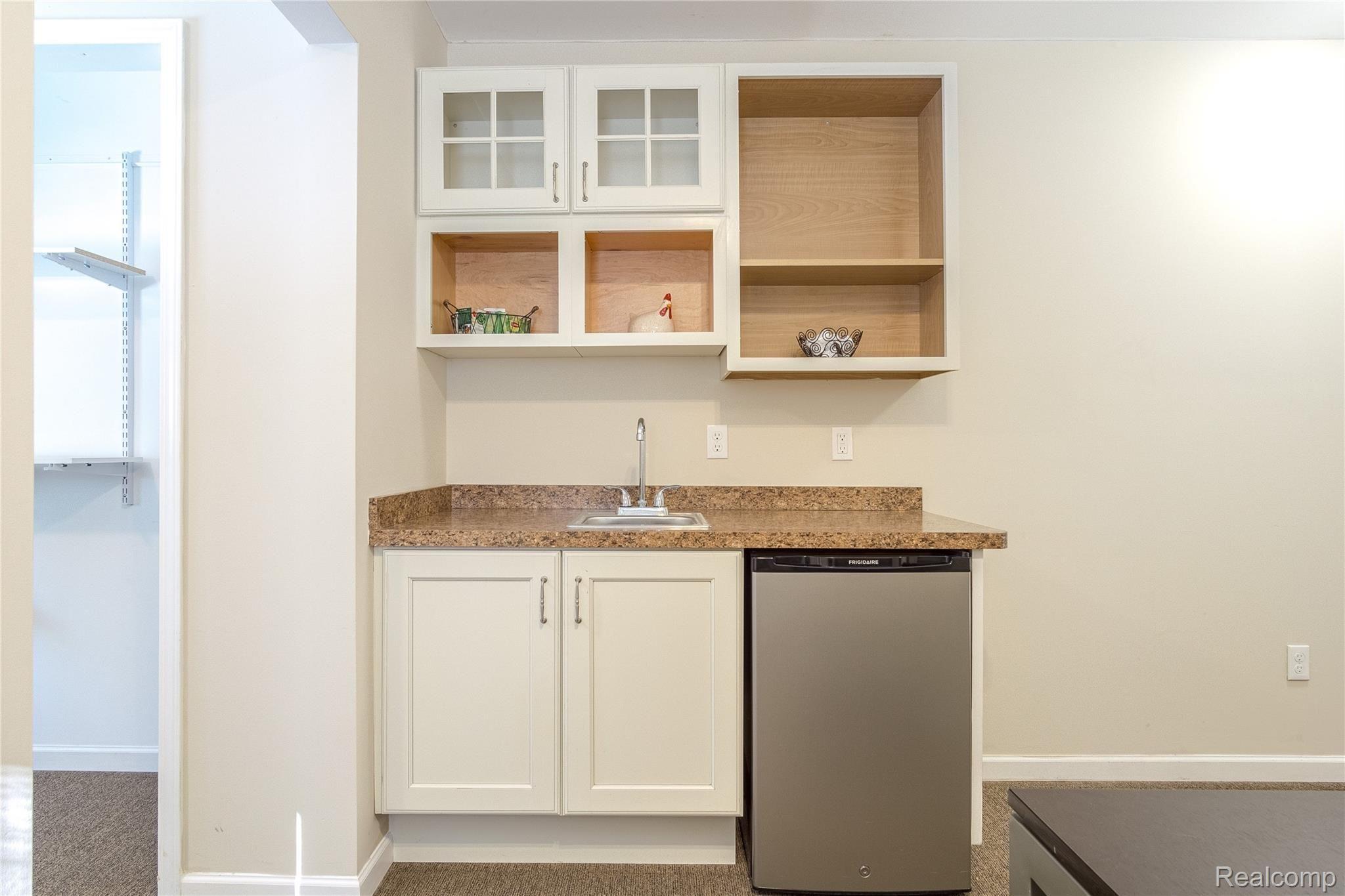 3501 Byron Road Howell, MI 48855 - Photo 14 of 31 Interiors (30 of 45).jpg