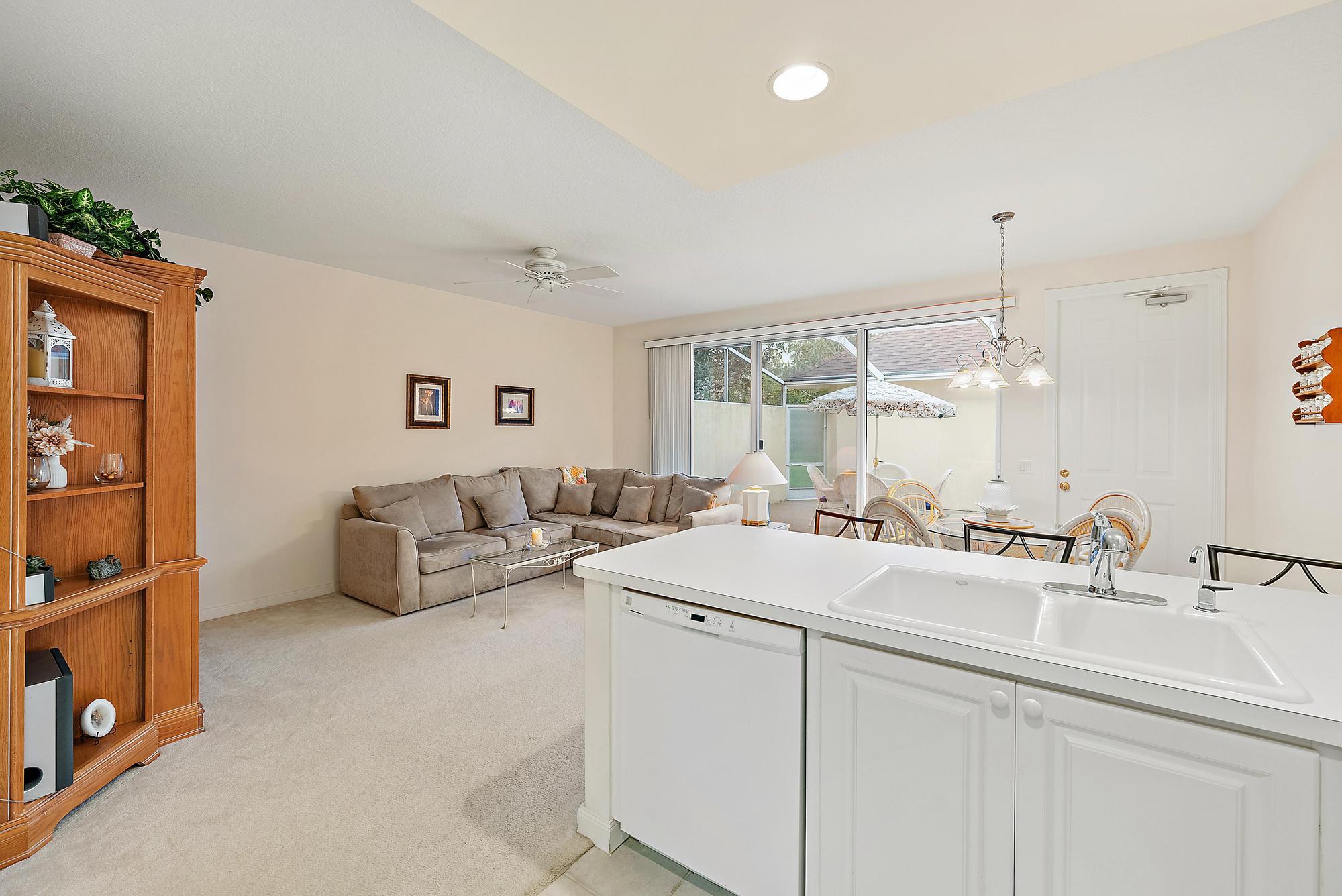 277 New Haven Boulevard Jupiter, FL 33458 - Photo 21 of 36 Kitchen/Living View