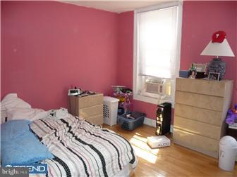 1517 Tasker Street Philadelphia, PA 19145 - Photo 8 of 12 Unit #2